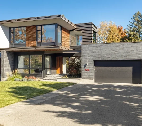 The Value of Dual-Income Properties